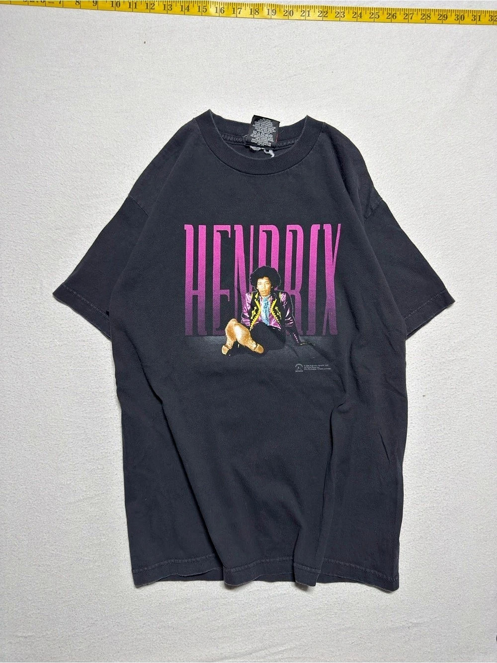 2000s vintage Zion Jimi Hendrix graphic tee Graphic Tee in Black & Pink Size Med